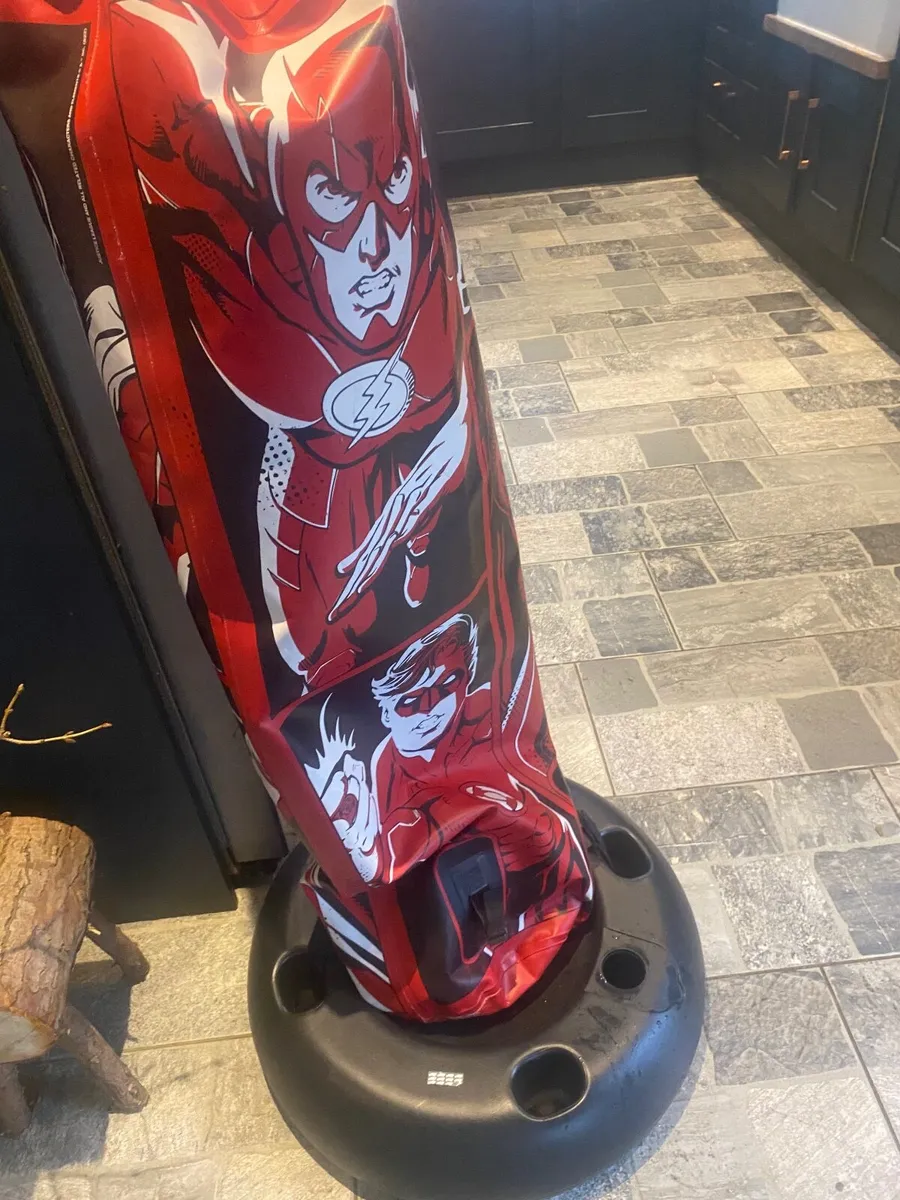 Inflated punchbag - Image 2