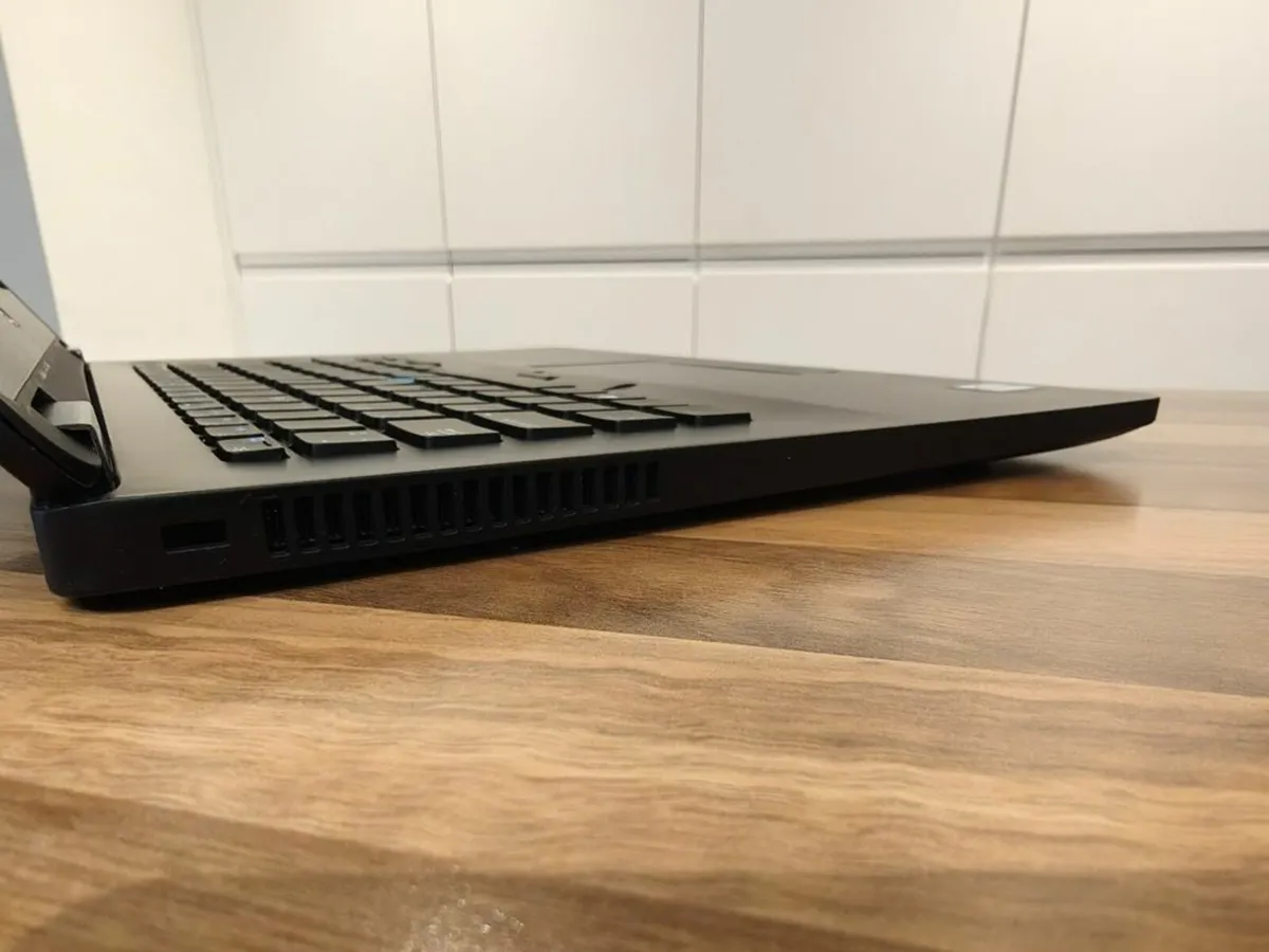 DELL Latitude E7470 Laptop | INTEL i5 | 16GB | 256 - Image 4