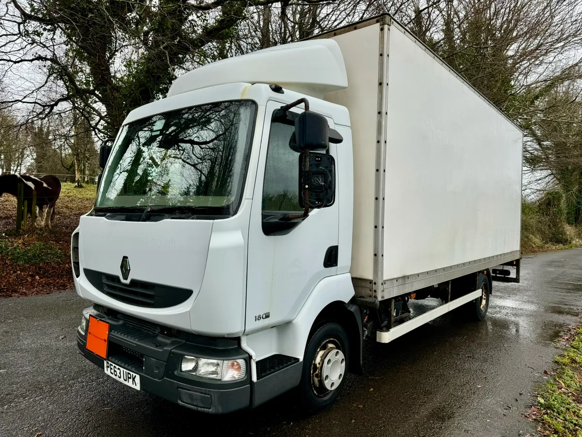 Late 2013 Renault Trucks Midlum 180 (VRT €250) - Image 2