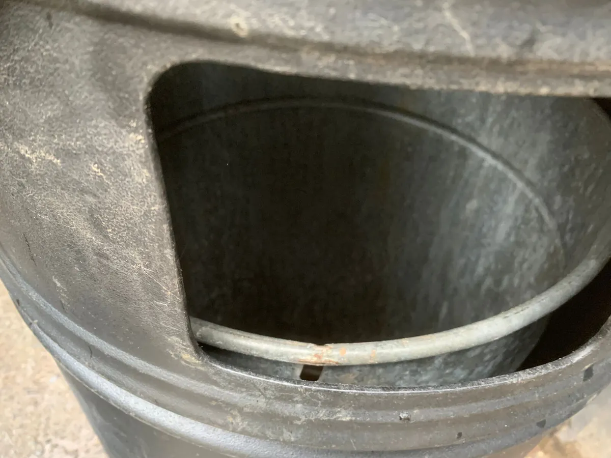 Outdoor Litter Bins - Image 4