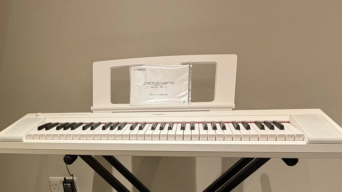 Yamaha Piaggero NP 15 Portable Keyboard - Image 2