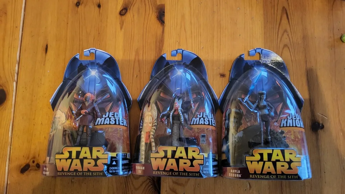 Star Wars Figure Plo Koon, Shaak Ti, Aayal Secura - Image 1