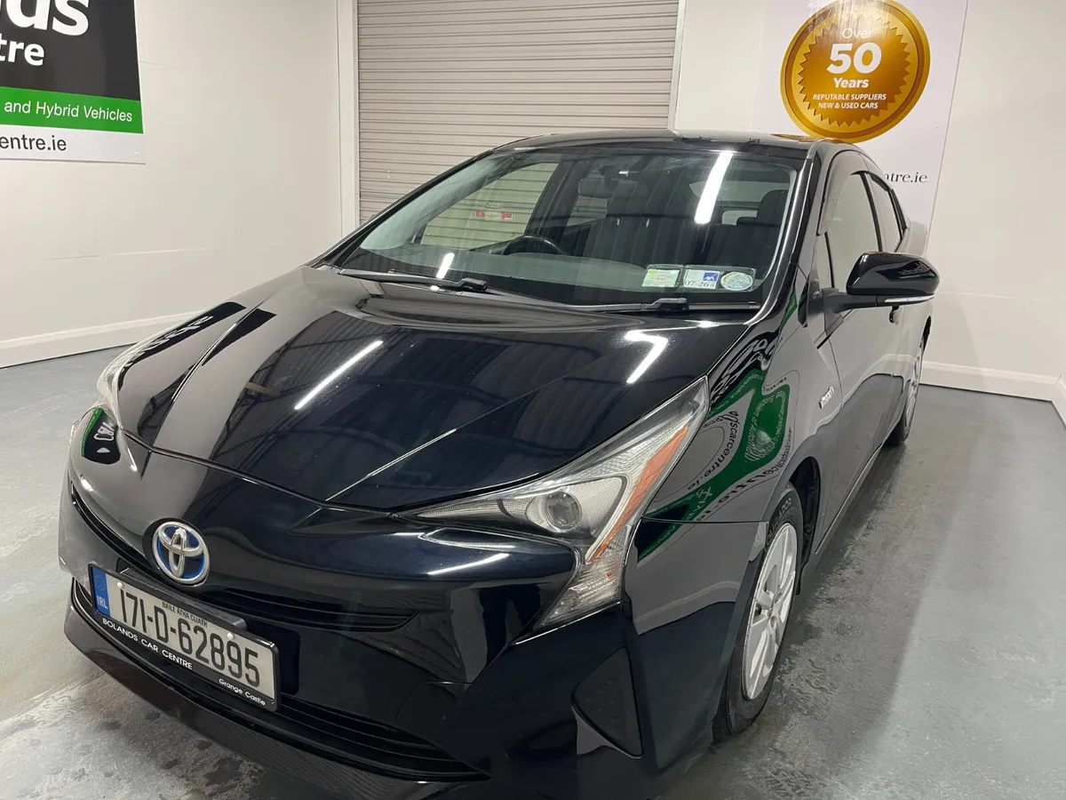 171 Toyota Prius Hybrid 1.8 Automatic 5dr Model - Image 4