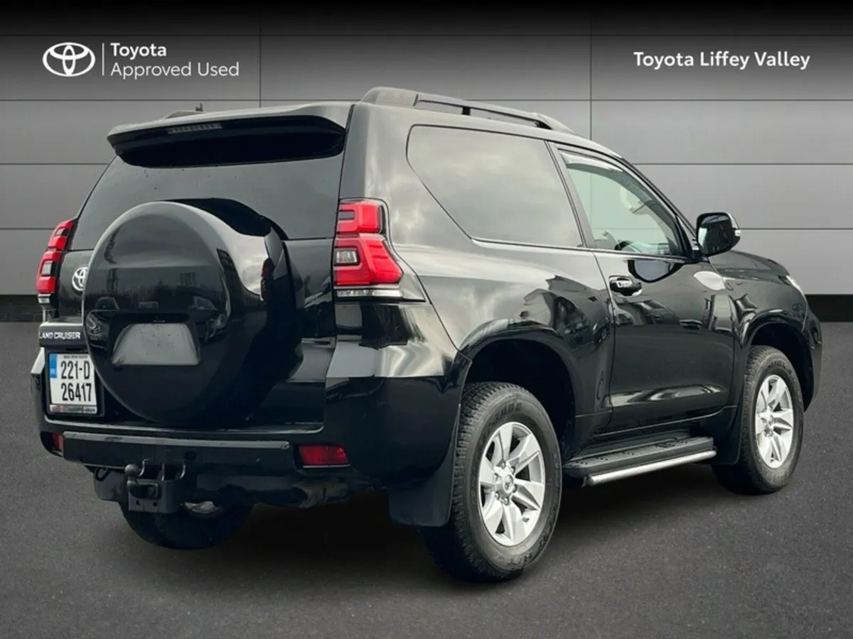 Toyota Land Cruiser LAND CRU CRUISER SWB A AUTO 2D - Image 2