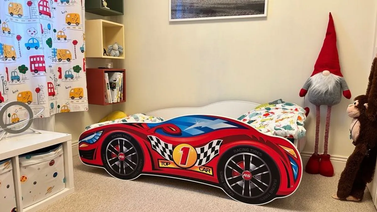 Kids/ toddler racing car shape bed - Image 1