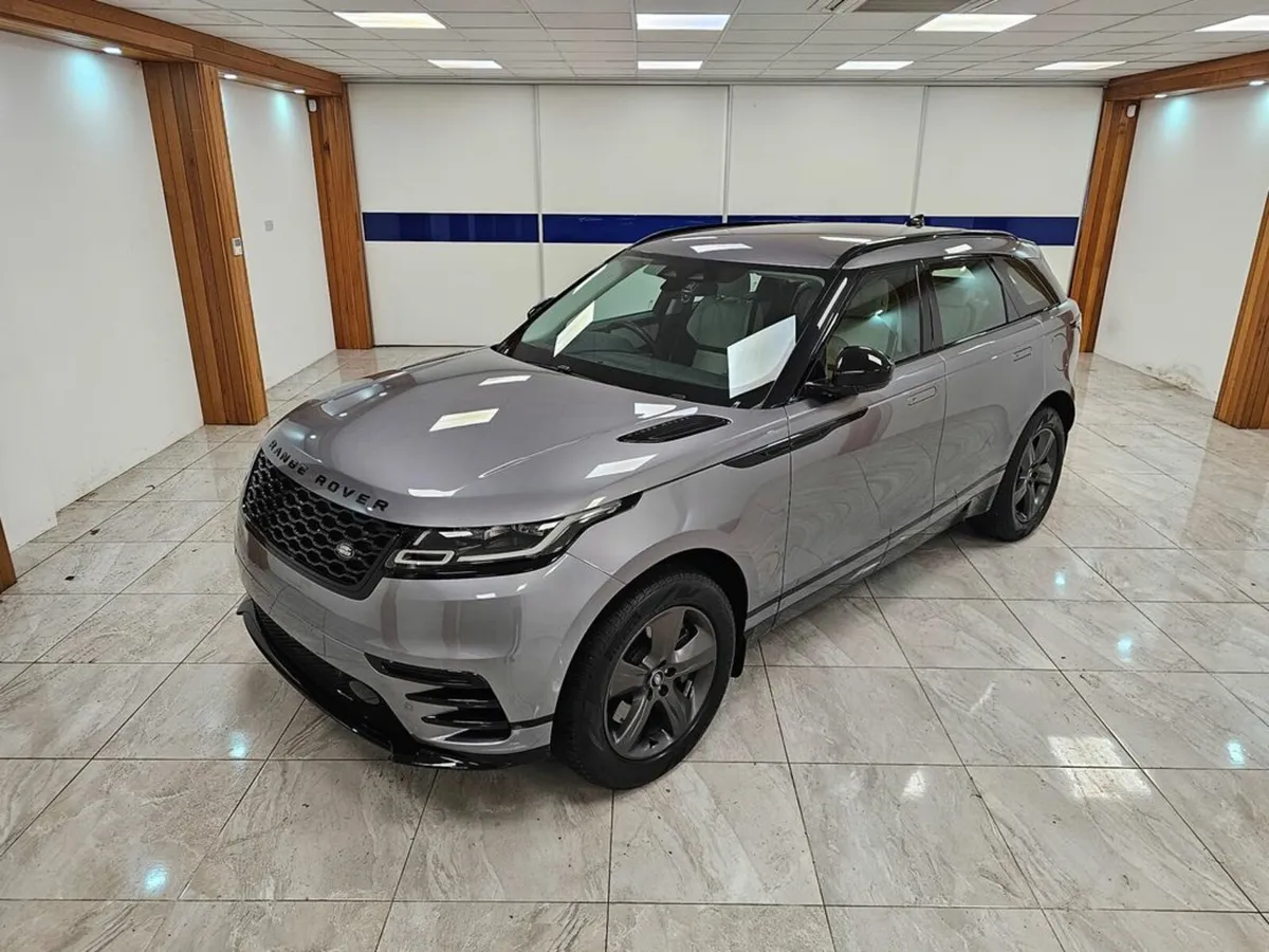 Land Rover Range Rover Velar STUNNING CAR - Image 4