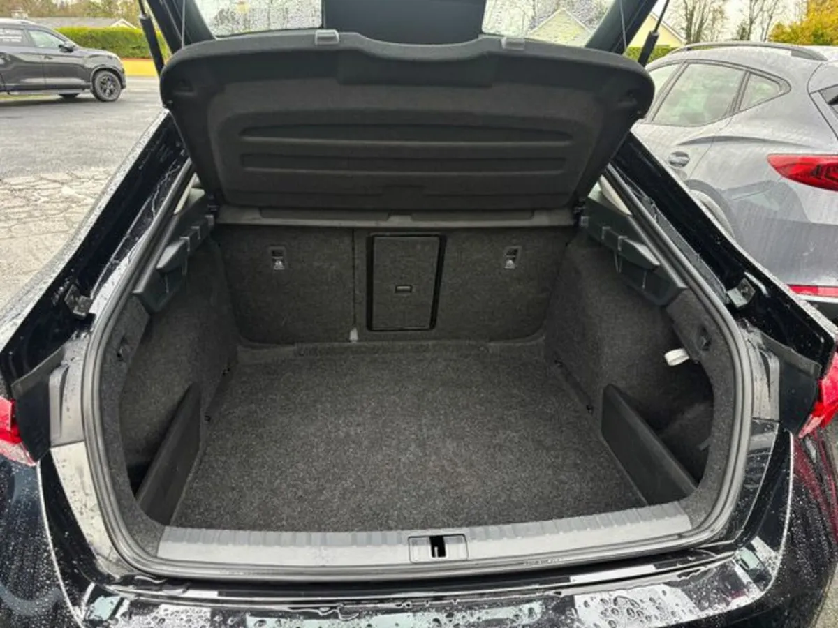 Skoda Octavia Ambition 2.0tdi Diesel 115HP 5DR Man - Image 4