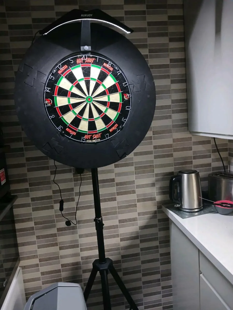 Dart board - Image 1