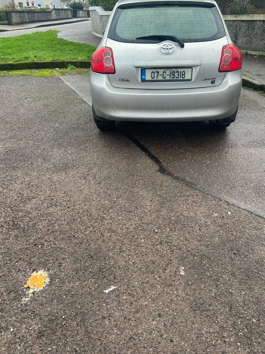 Toyota auris 1.4 5dr luna - Image 3