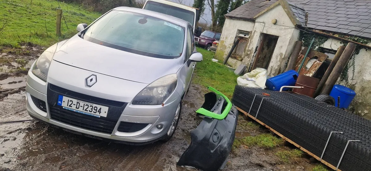 2012 fluence 1.5dci breaking - Image 2