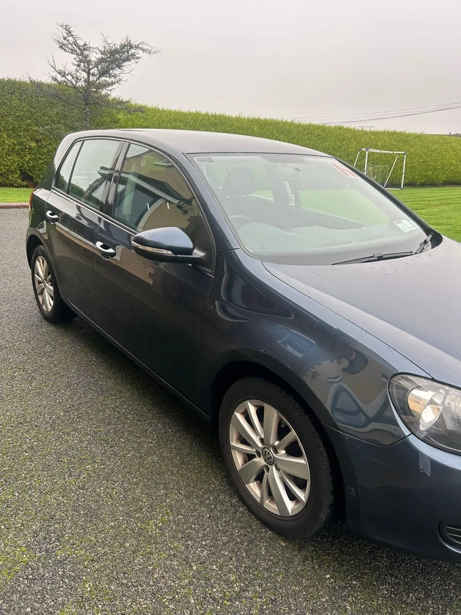 Volkswagen Golf - Image 4