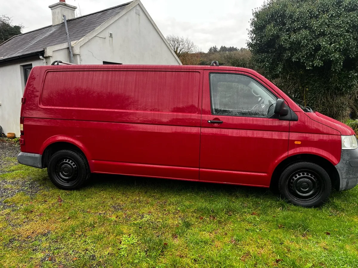 VW TRANSPORTER T5 - Image 1
