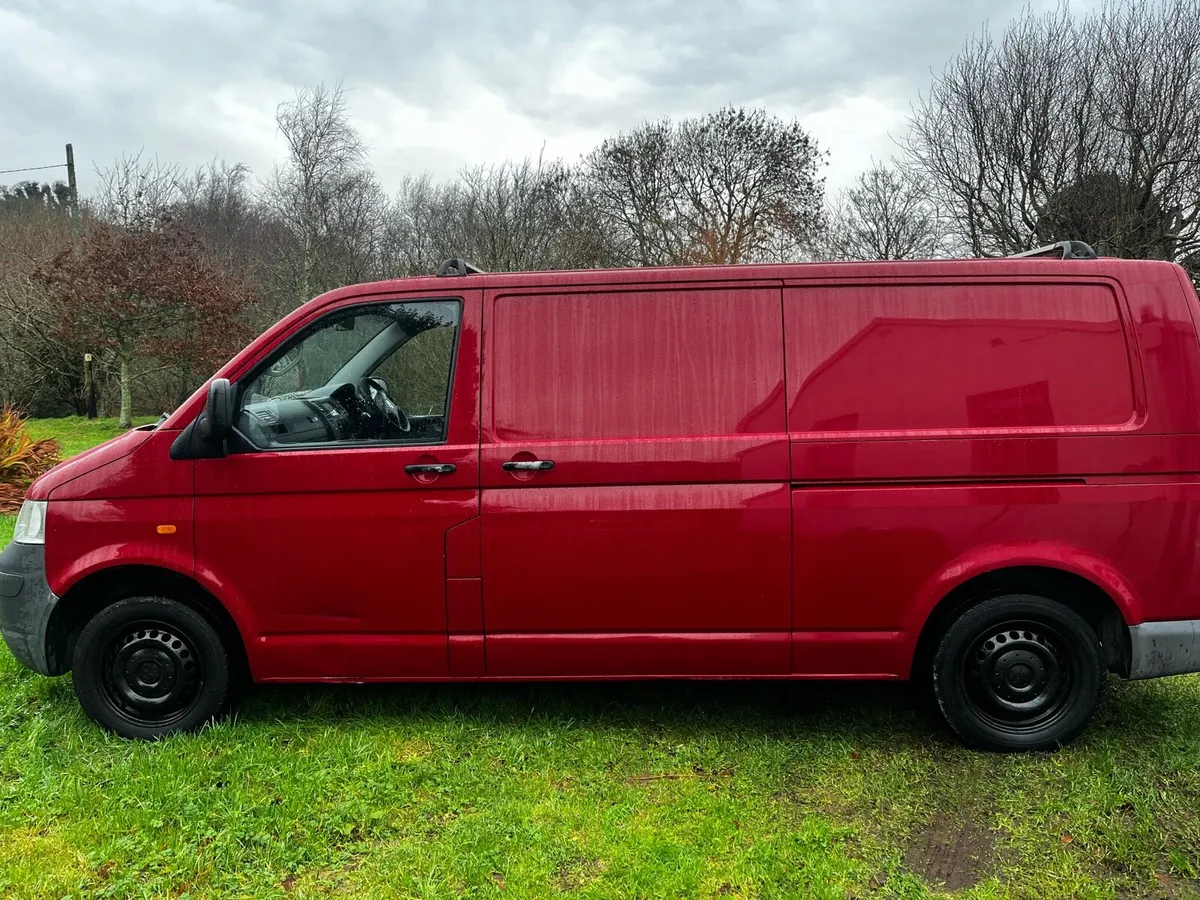 VW TRANSPORTER T5 - Image 2