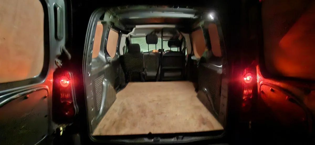 Peugeot Partner 2016 - Image 2