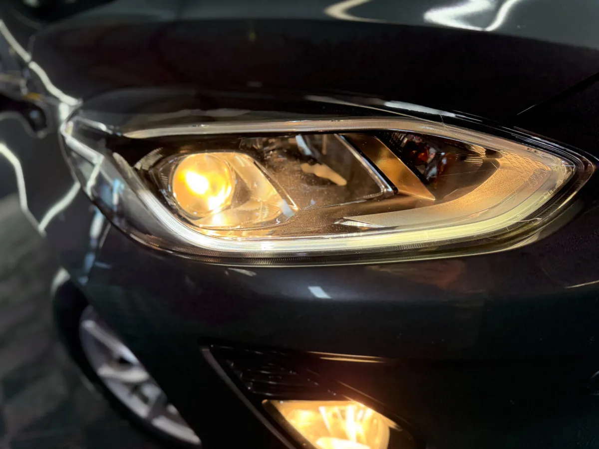 ◼️2018 FORD FIESTA 1.1 PETROL TITANIUM◼️ - Image 4