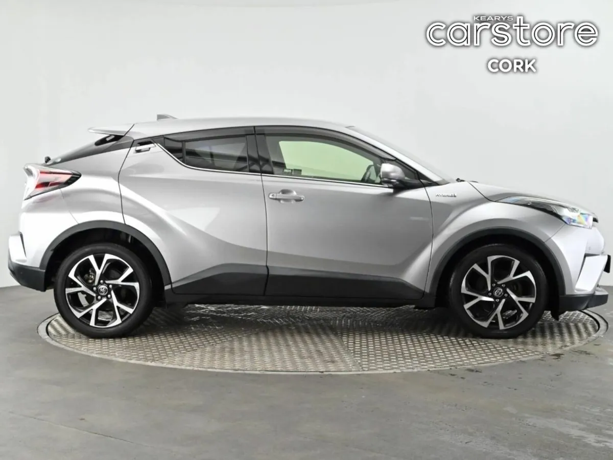 Toyota C-HR 1.8 Hybrid Auto - Image 2