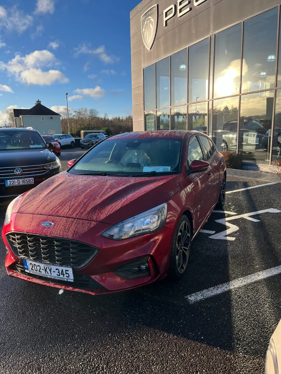Ford Focus 2020 - Image 2