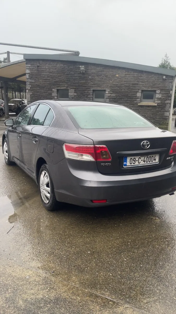 Toyota Avensis - Image 4