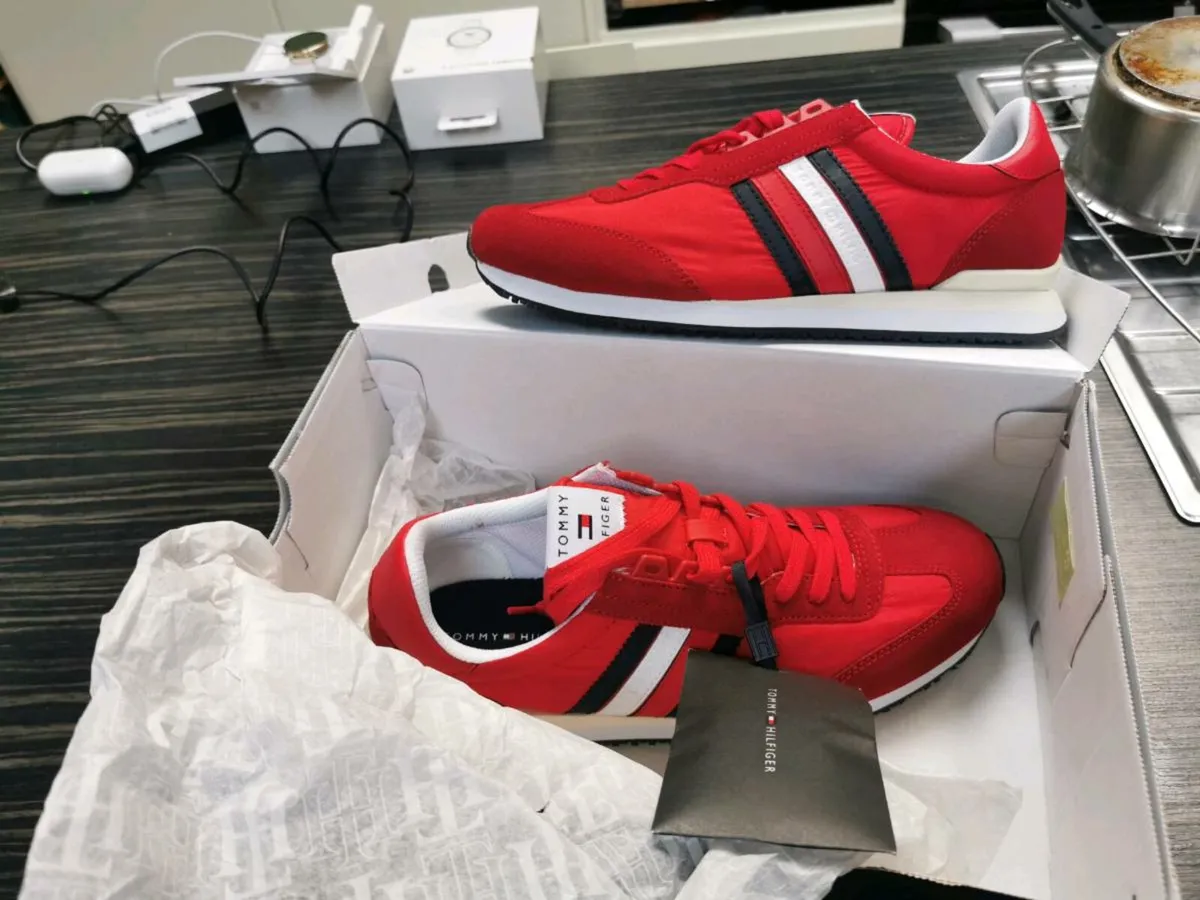 Tommy Hilfiger Runners Trainers - Image 1