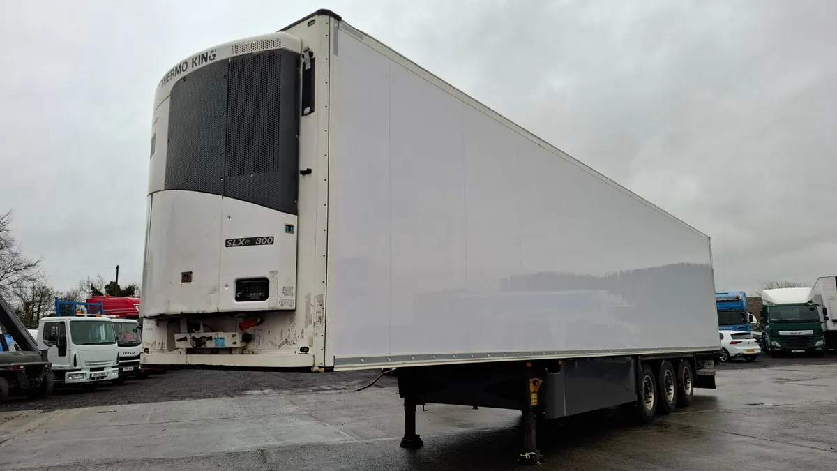 2014 Schmitz Railer Fridge Trailer T King SLXe 300 - Image 4