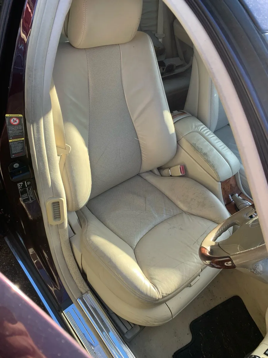 Mercedes S320 - Image 4