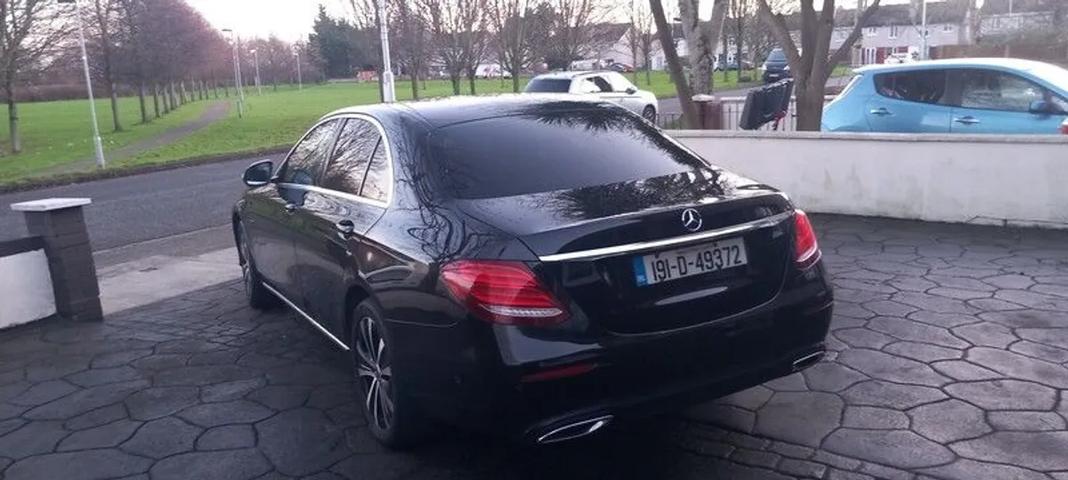 2019 Mercedes Benz E Series - Image 4