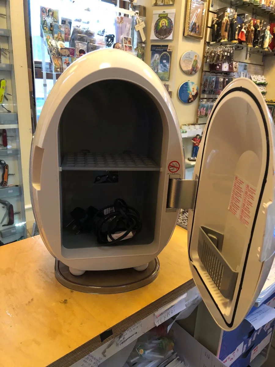 Makita Thermoelectric Fridge Hot and Cold - Image 2