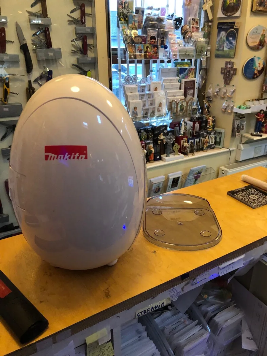 Makita Thermoelectric Fridge Hot and Cold - Image 3