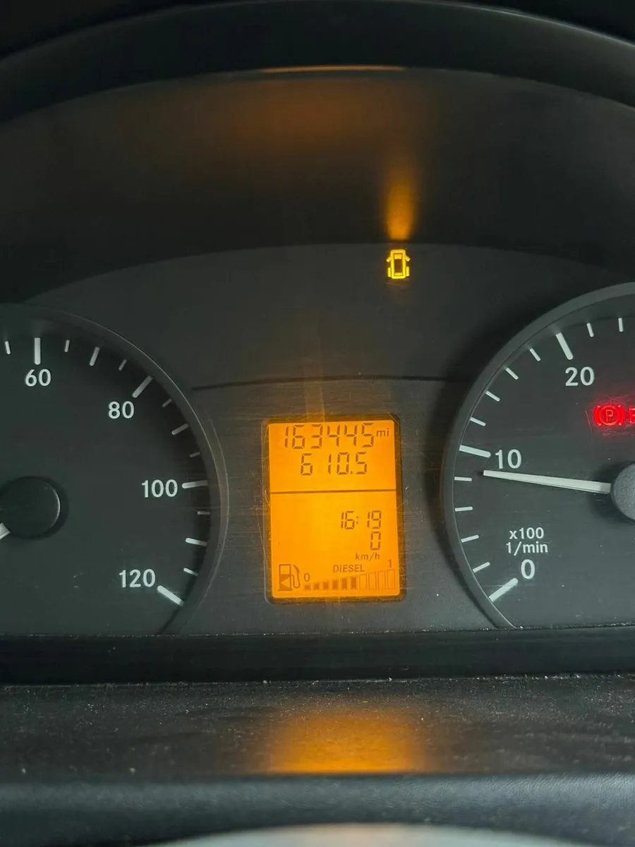 Mercedes-Benz Sprinter 2009 - Image 3