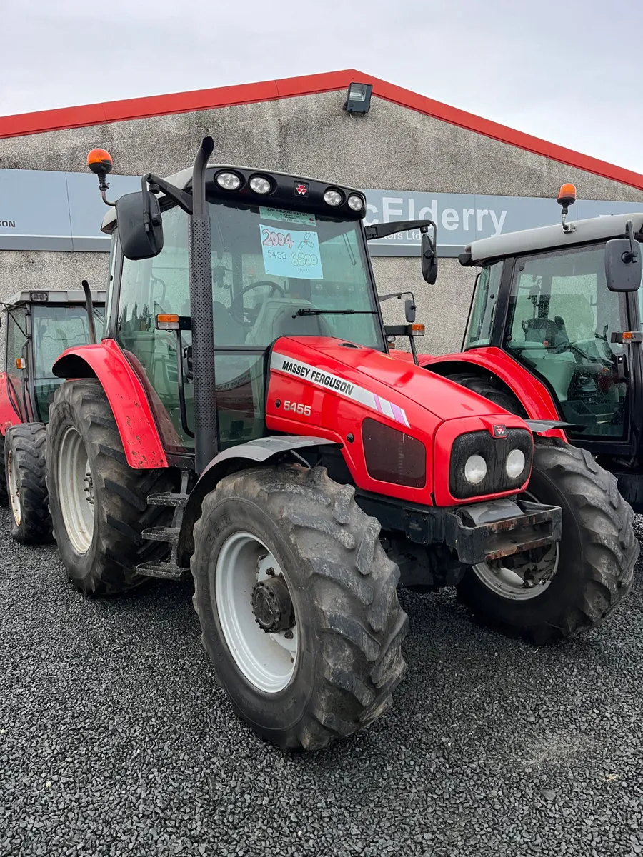 Massey Ferguson 5455 - Image 2