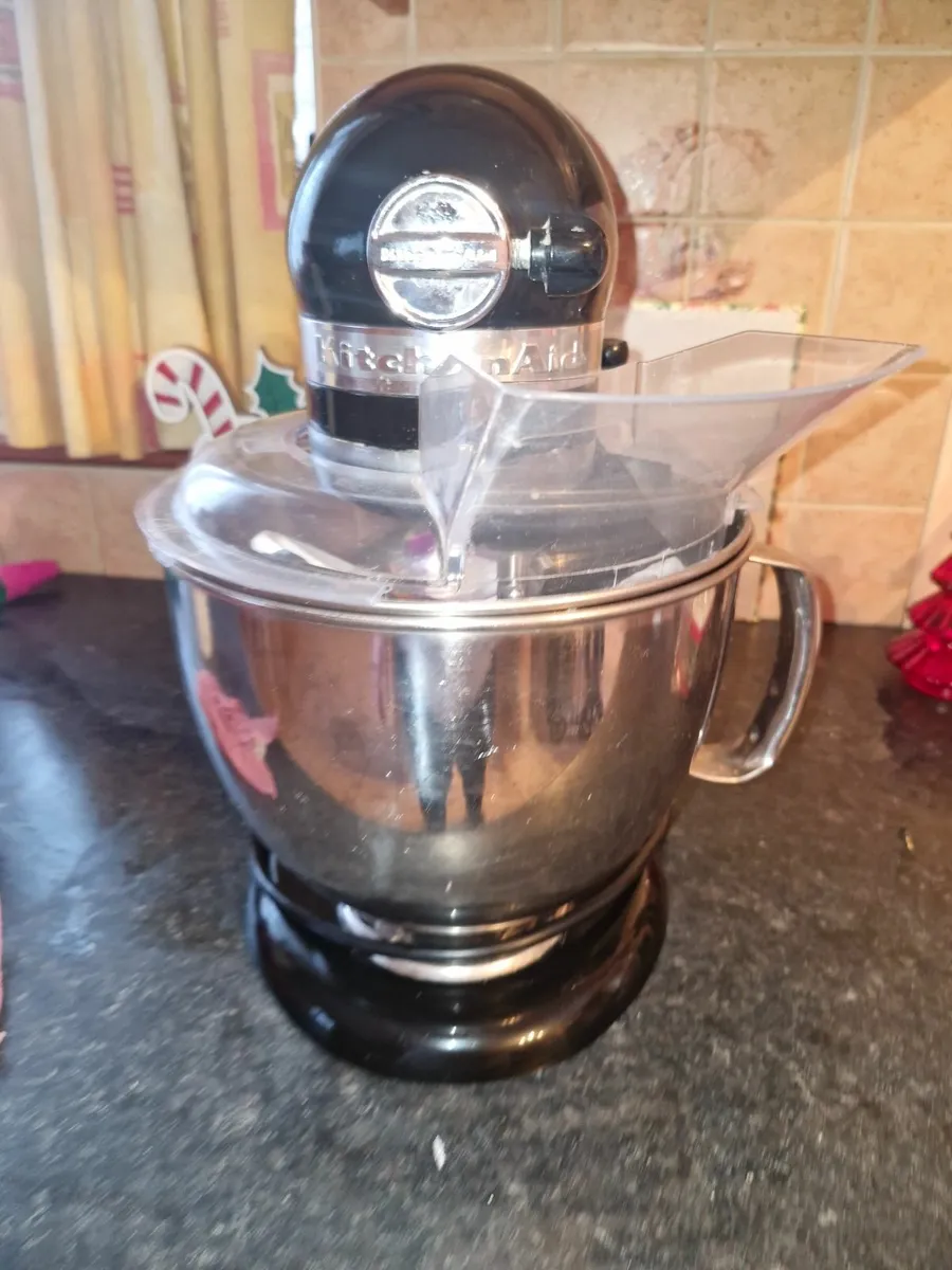 Kitchen aid mixer black and a ninja  double air fr - Image 4