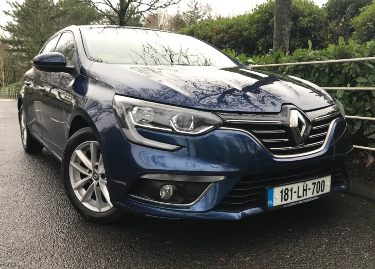 Renault Megane 1.5 DCI 110 DYNAMIQUE Deluxe - Image 4