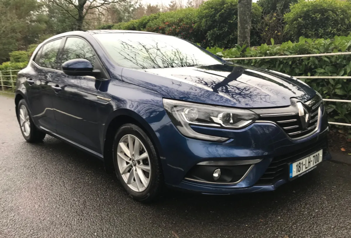 Renault Megane 1.5 DCI 110 DYNAMIQUE Deluxe - Image 3