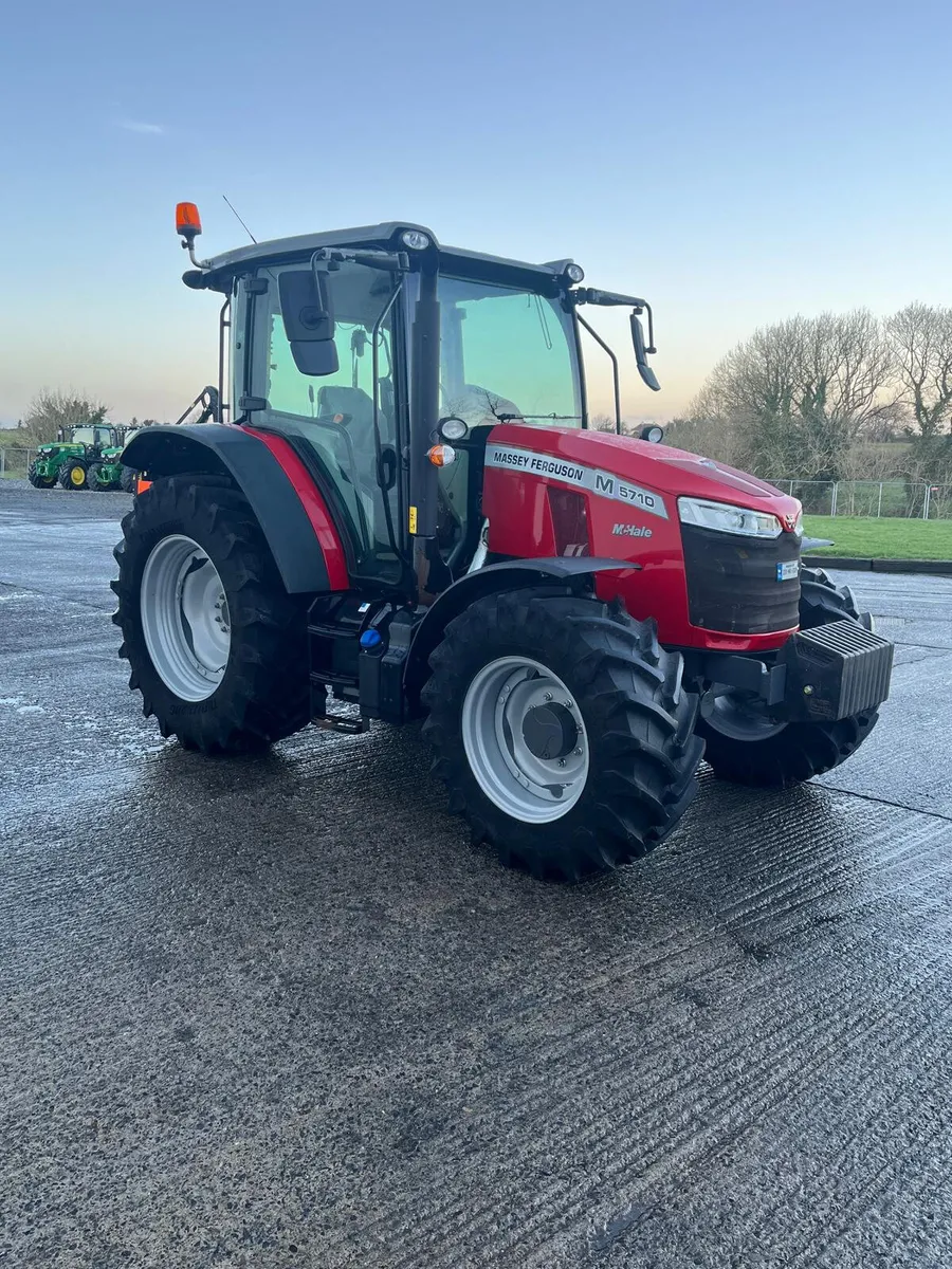 Massey Ferguson 5710 M 2023 - Image 1