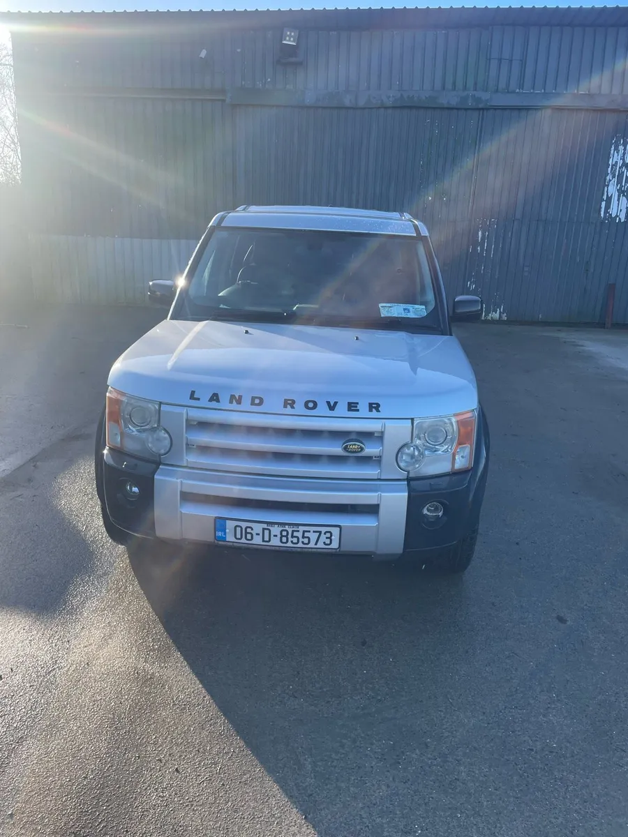 Land Rover Discovery - Image 2