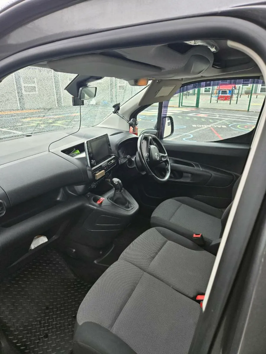 Vauxhall Combo 2000  Sportive Full Spec - Image 2