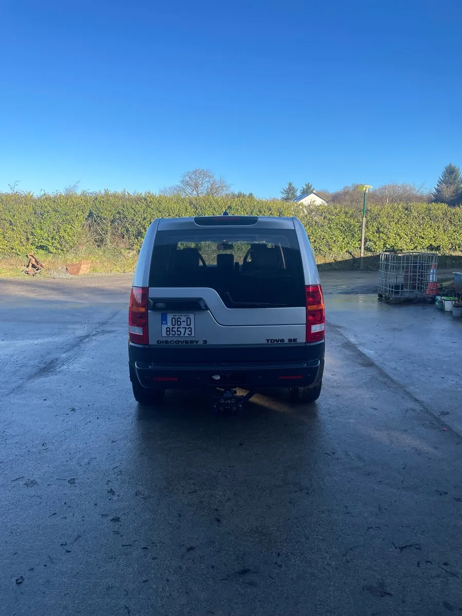 Land Rover Discovery - Image 4