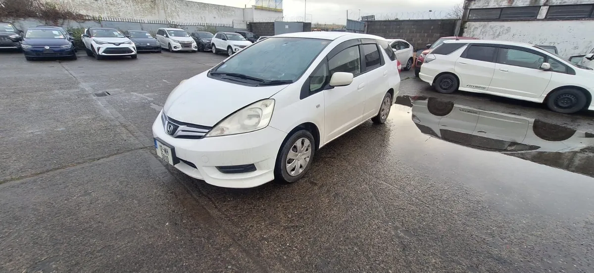 12 Fit Shuttle - Image 3