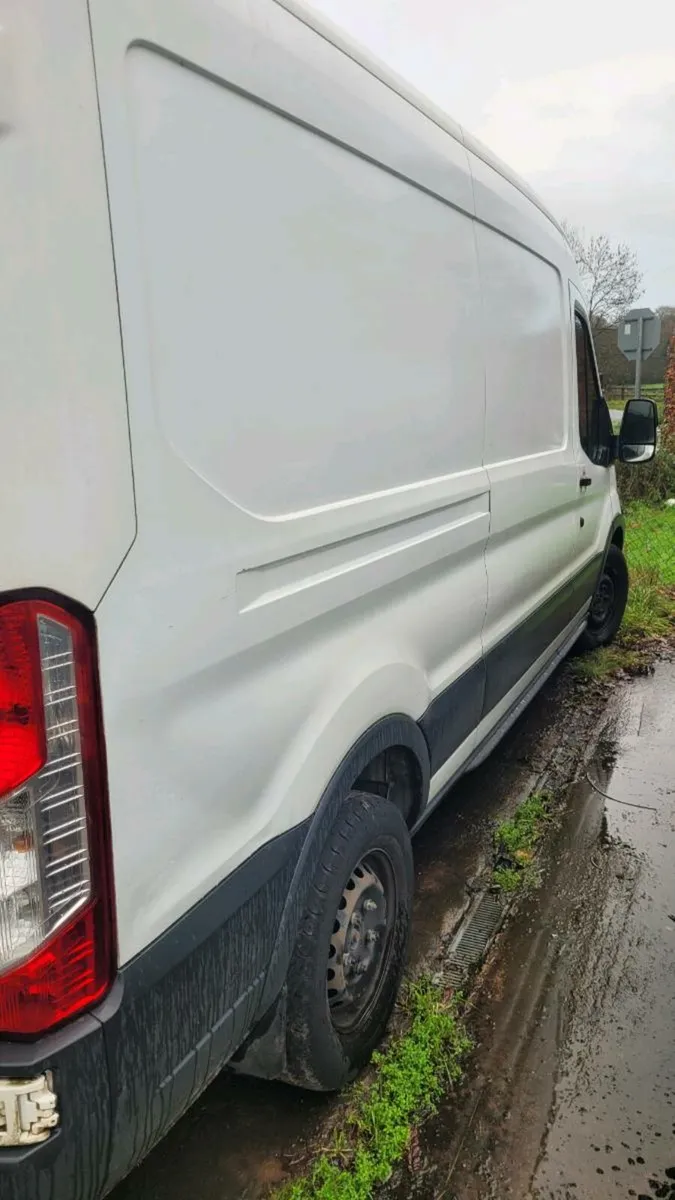 Ford Transit Trend - Image 4