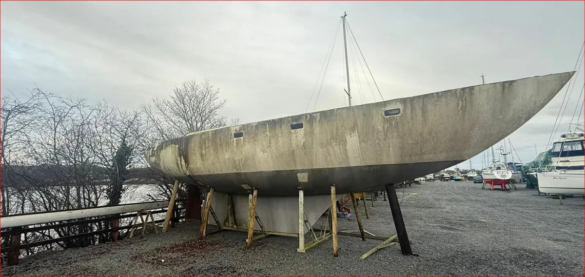 Bruce Roberts Hull - Image 1