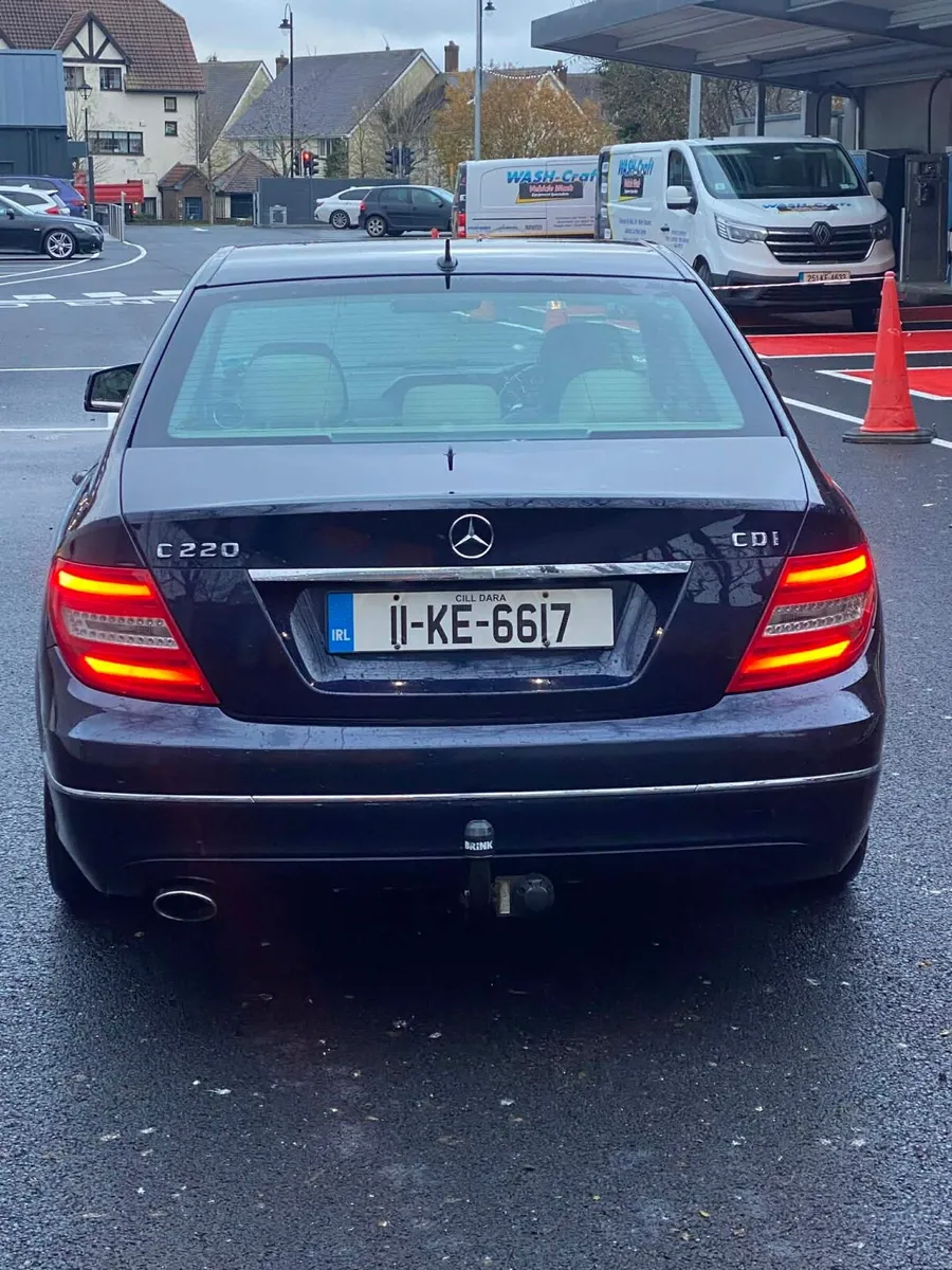 Mercedes C220 - Image 3