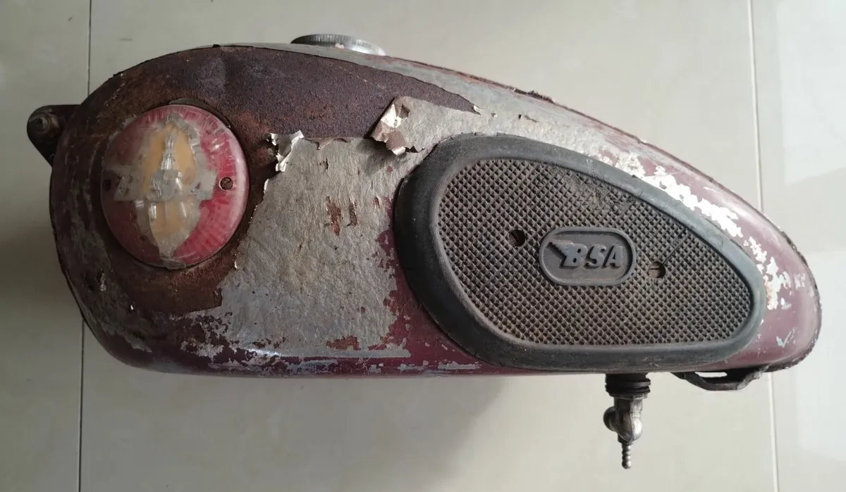 BSA Fuel Tank - Image 1