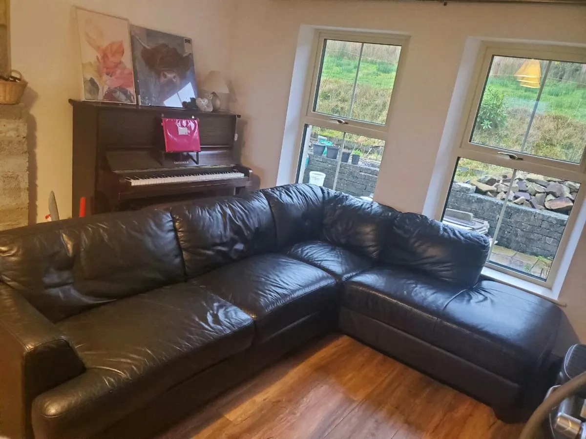 Corner Sofa - Image 1