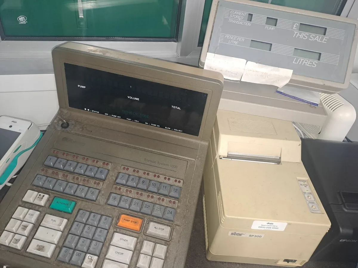 TS 1000 with customer display and printer - Image 2