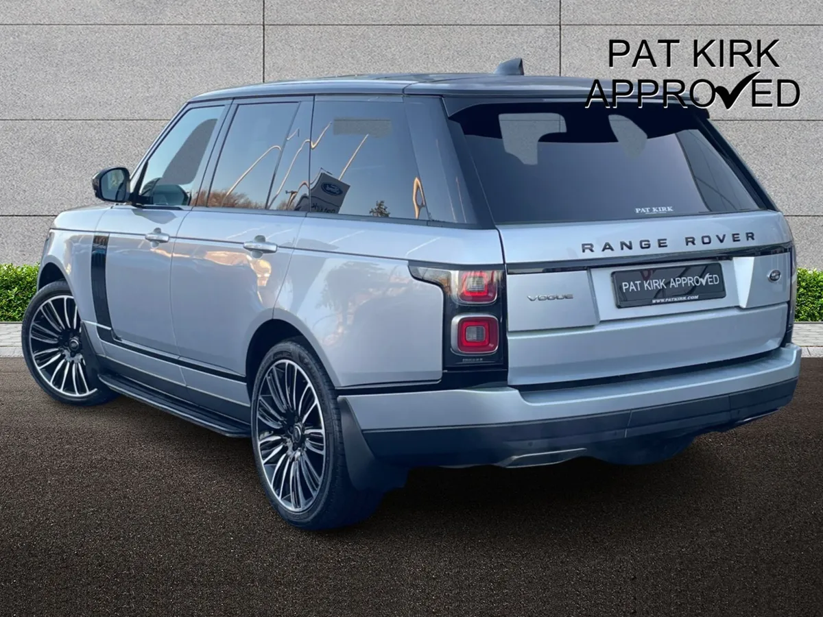 Land Rover Range Rover Diesel Estate Vogue - Image 2