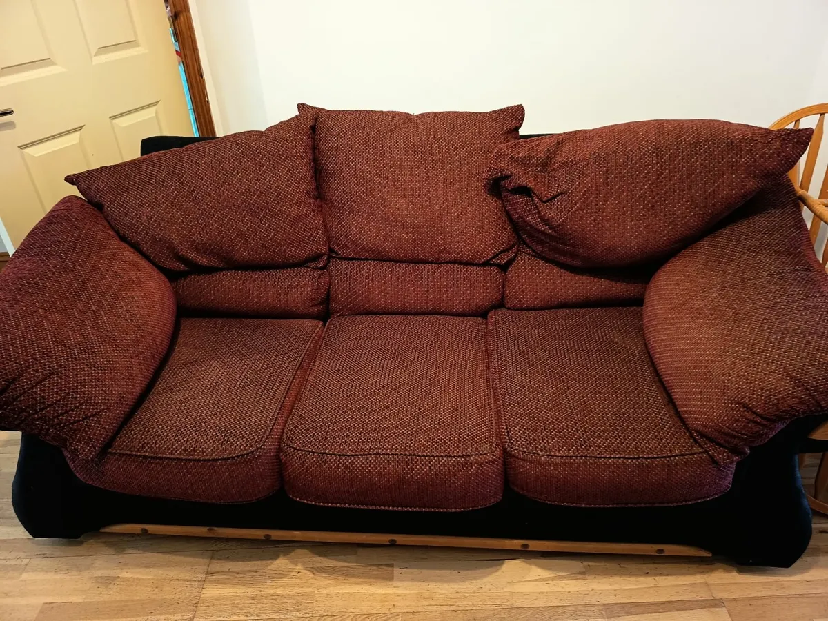 Three Piece Furniture Set - Image 2