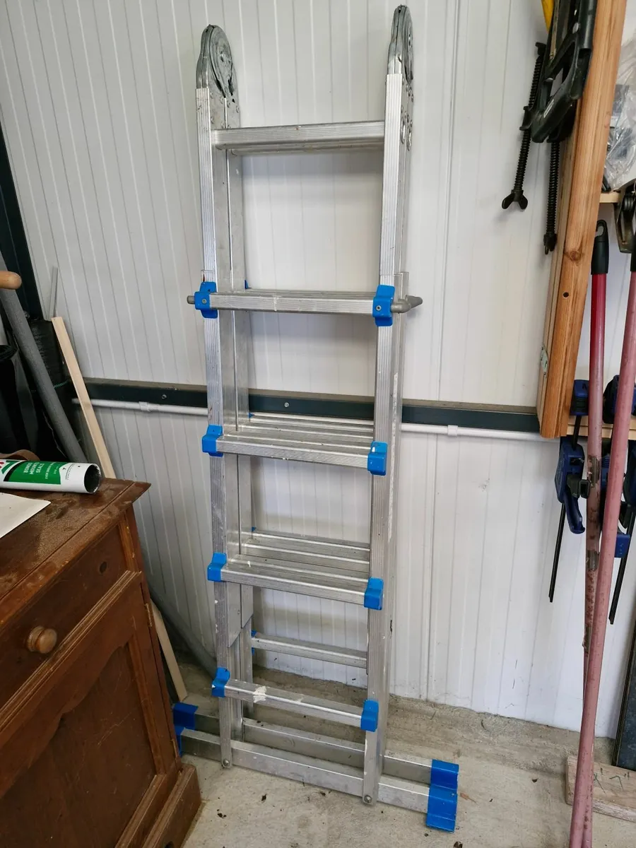 Step ladder