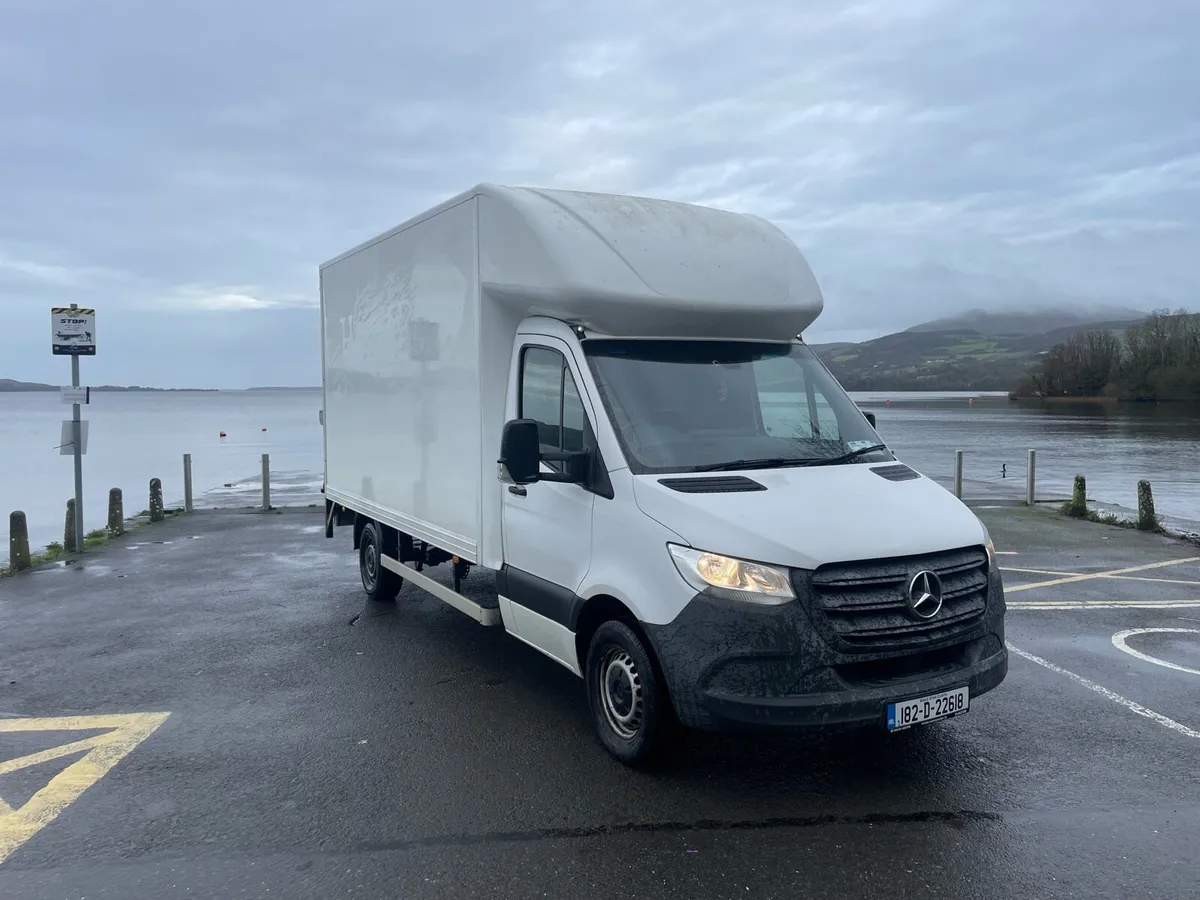 Mercedes Sprinter Box Van Tail Lift FRESH CVRT - Image 1