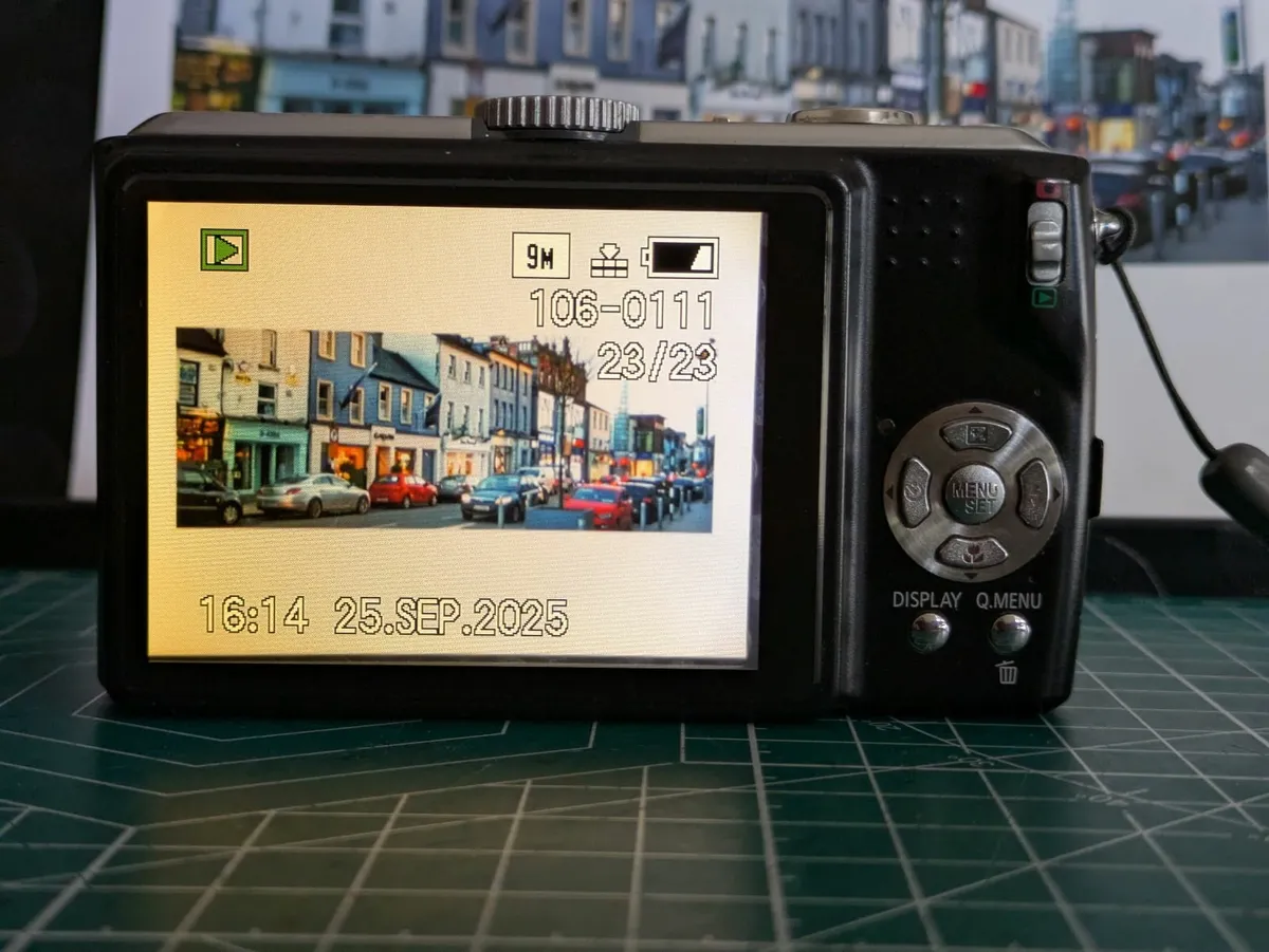 Panasonic Lumix TZ5 9MP CCD🌈 sensor 📸Leica lens - Image 4