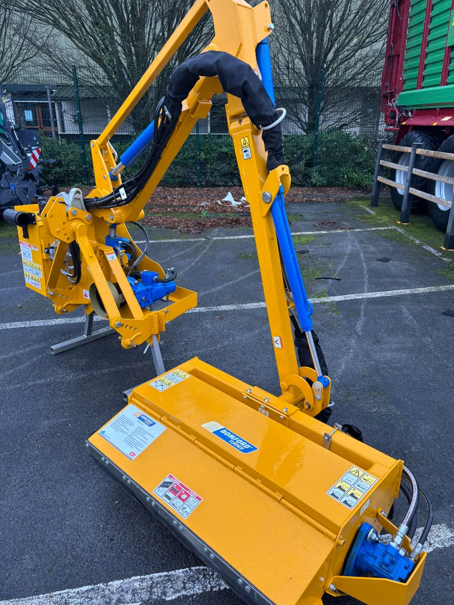 Bomford Turner Robin 3.4m Hedge cutter - Image 1